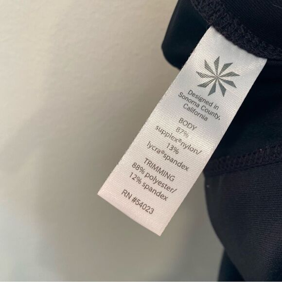 Athleta black moto legging with faux leather detail size xs petite - Picture 5 of 7